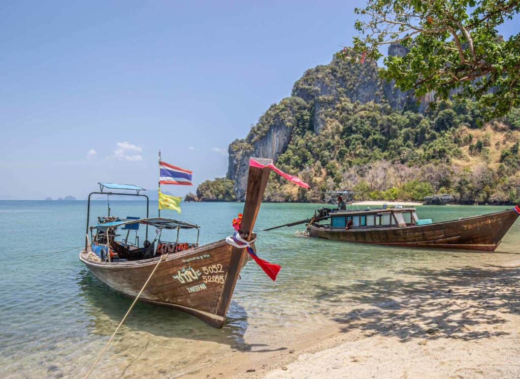 thailand-long-tail-boats-beach