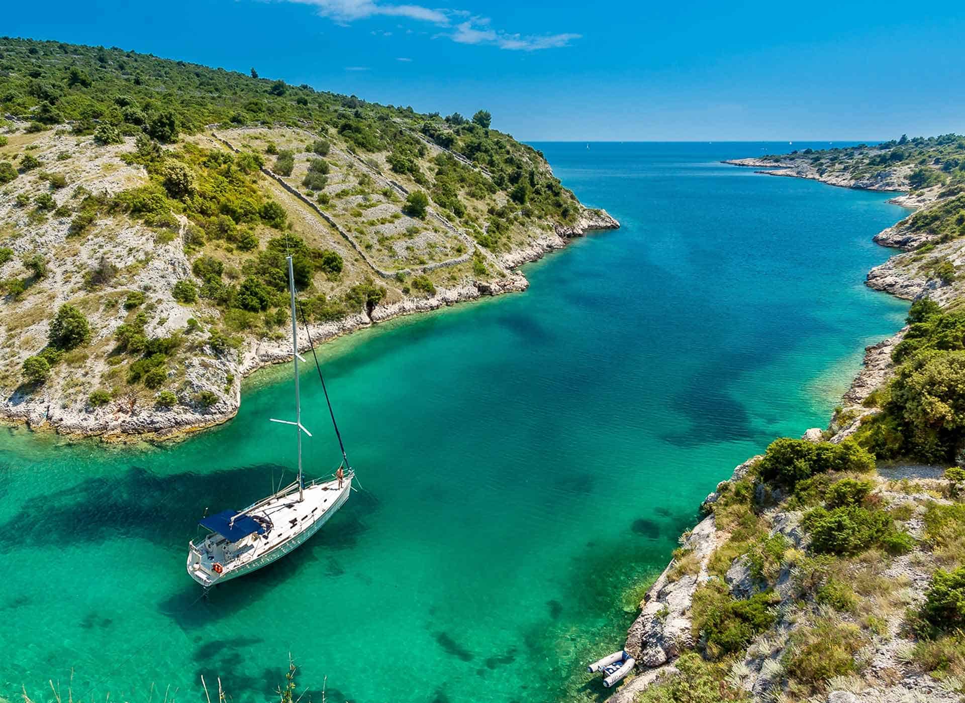 croatia-sailboat-blue-water